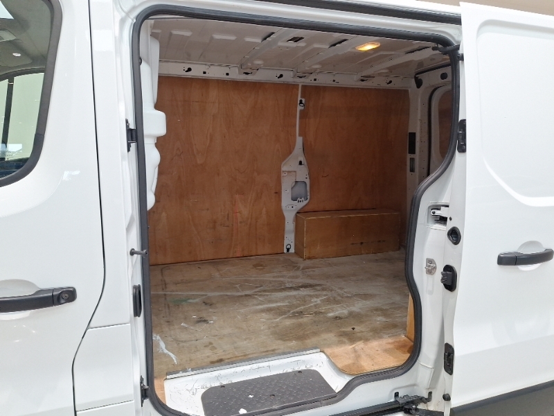 Renault Trafic Sl30 Blue Dci 130 Advance Van White #6