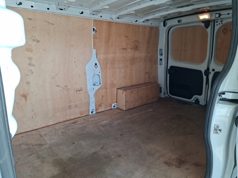 Renault Trafic Ll30 Blue Dci 130 Advance Safety Van White #6
