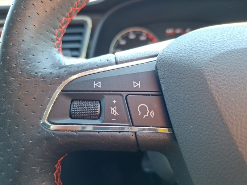 Seat Leon 1.5 Etsi Mhev Fr Estate Hybrid Dsg Euro Red #12