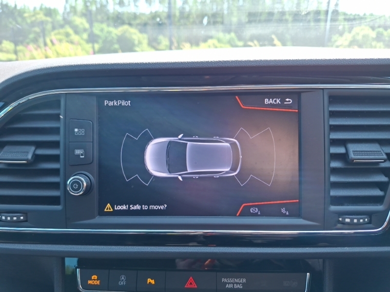 Seat Leon 1.5 Etsi Mhev Fr Estate Hybrid Dsg Euro Red #9