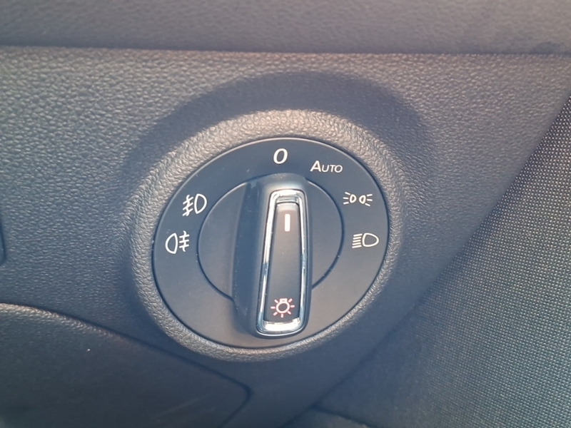 Seat Leon 1.5 Etsi Mhev Fr Estate Hybrid Dsg Euro Red #14