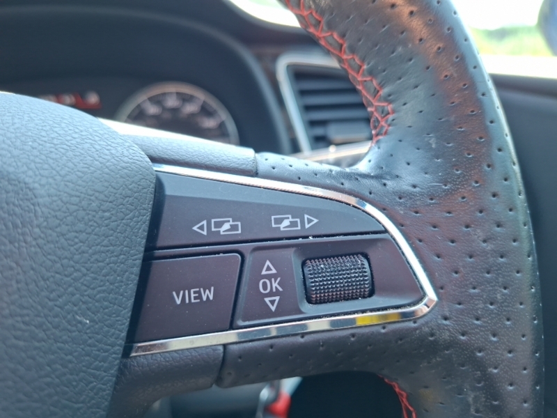 Seat Leon 1.5 Etsi Mhev Fr Estate Hybrid Dsg Euro Red #13