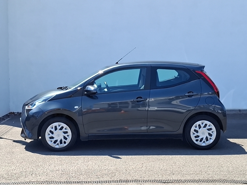 Toyota Aygo 1.0 Vvt-i X-play Grey #4