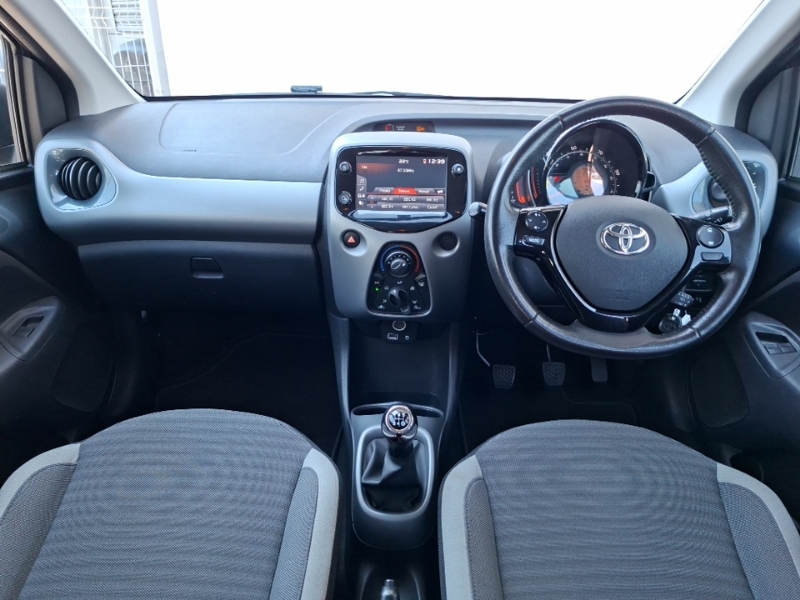 Toyota Aygo 1.0 Vvt-i X-play Grey #3
