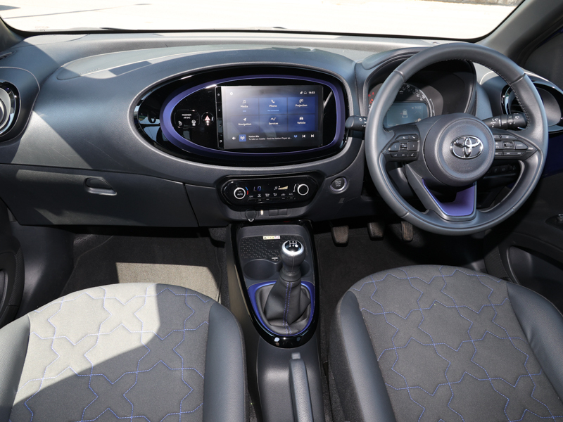 Toyota Aygo X 1.0 Vvt-i Exclusive Blue #4