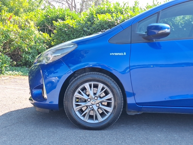 Toyota Yaris Yaris Icon Vvt-i Hev Cvt Grey #19