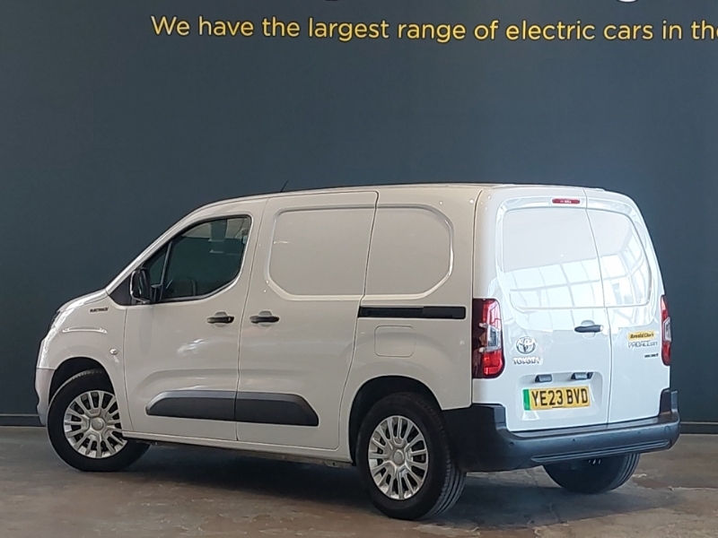 Toyota Proace City Icon Van 50Kwh 11Kwch White #2