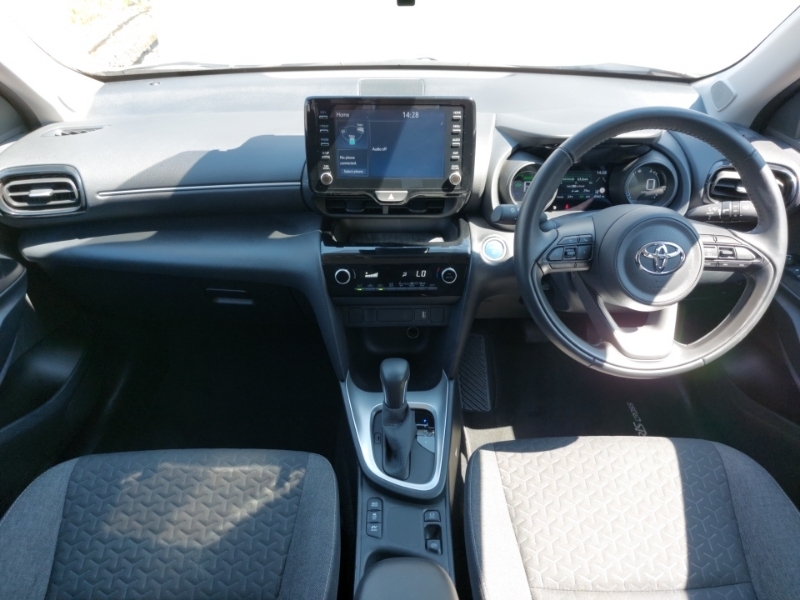 Toyota Yaris Cross 1.5 Hybrid Icon Cvt White #3