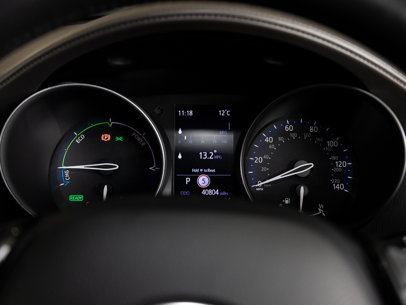 Toyota C-Hr 1.8 Hybrid Design Cvt White #17