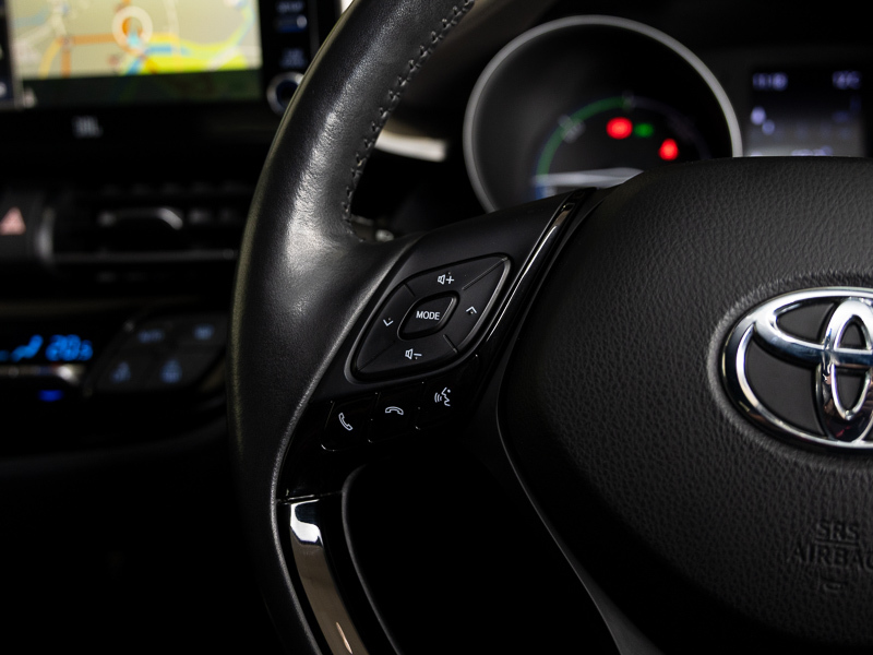 Toyota C-Hr 1.8 Hybrid Design Cvt White #14