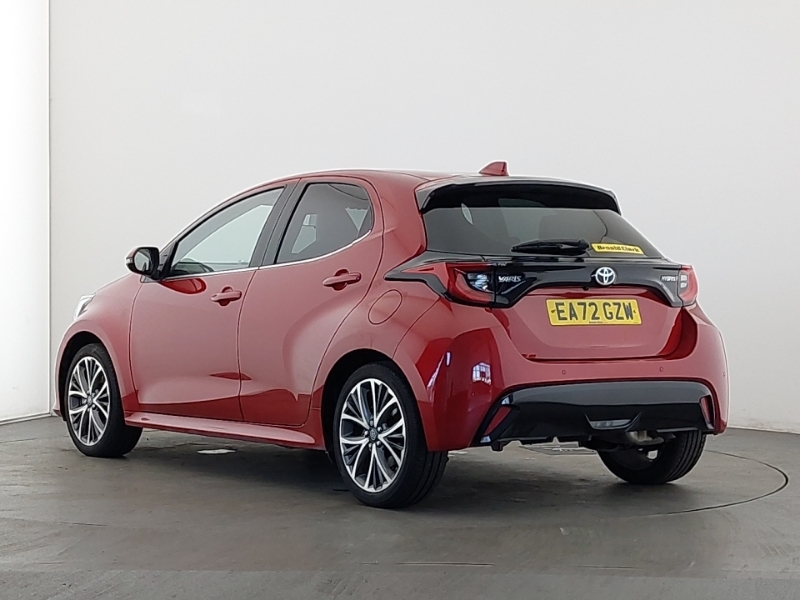 Toyota Yaris 1.5 Hybrid Excel Cvt Red #2