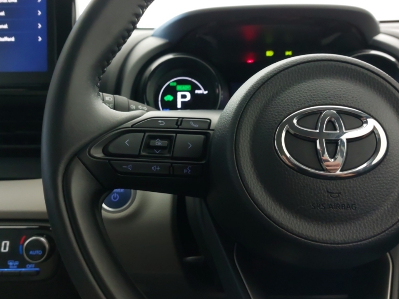 Toyota Yaris 1.5 Hybrid Icon Cvt Blue #12