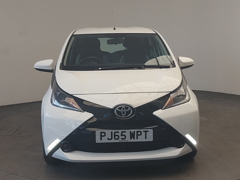 Toyota Aygo Aygo X-play Vvt-i Red #14