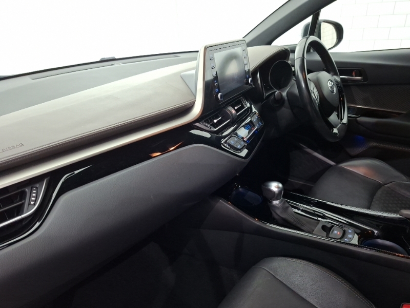 Toyota C-Hr 2.0 Hybrid Excel Cvt Black #5