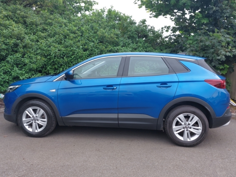 Vauxhall Grandland X 1.5 Turbo D Business Edition Nav Blue #4