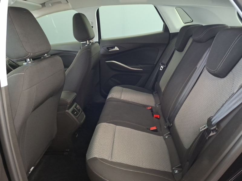 Vauxhall Grandland X 1.2 Turbo Se Premium Black #6