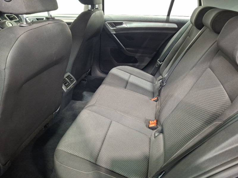 Volkswagen Golf 1.0 Tsi 115 S Black #6