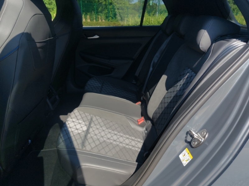 Volkswagen Golf 1.5 Tsi 150 Black Edition Grey #6