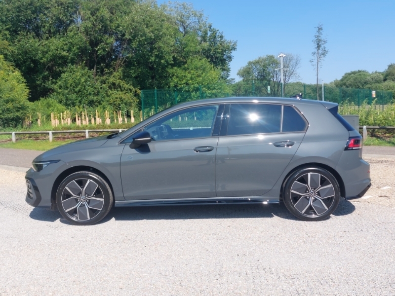 Volkswagen Golf 1.5 Tsi 150 Black Edition Grey #4