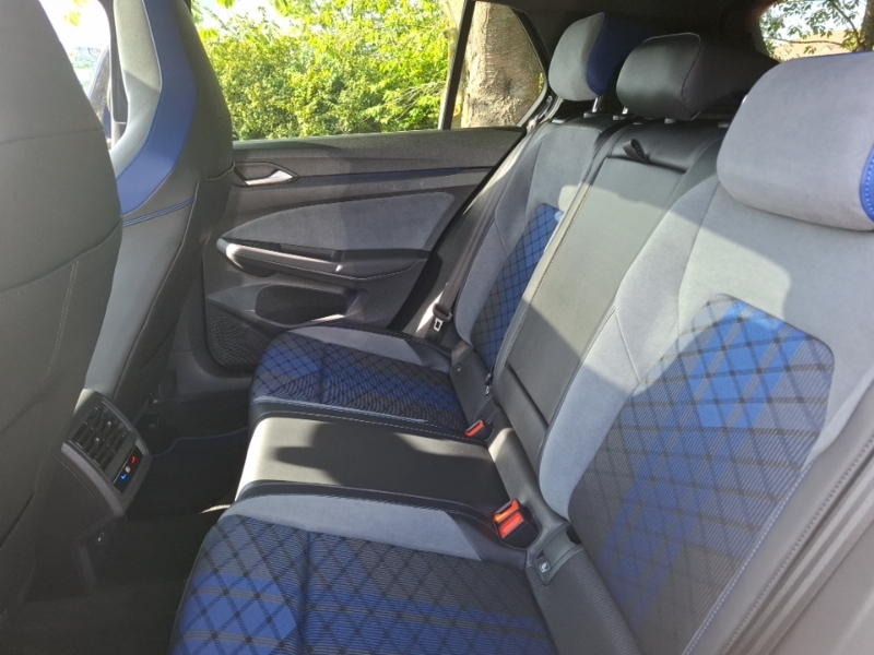 Volkswagen Golf 2.0 Tsi 320 R 4Motion Dsg SM73NXZ Black #6