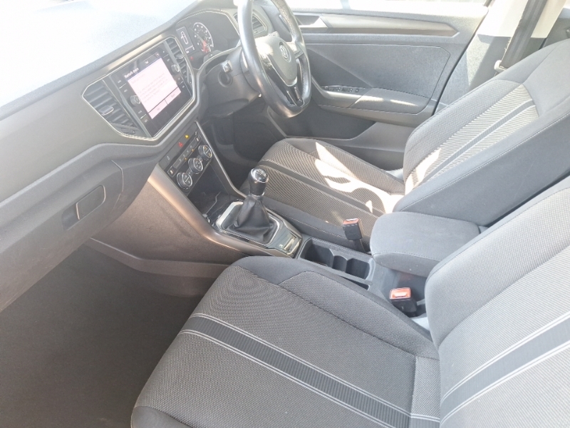 Volkswagen T-Roc 1.5 Tsi Evo Se Black #5