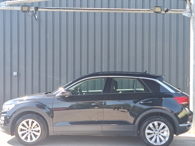 Volkswagen T-Roc 1.5 Tsi Evo Se Black #4