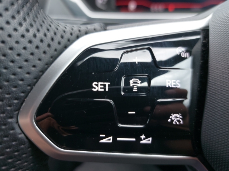 Volkswagen Tiguan 1.5 Tsi 150 R-line Edition Dsg Black #12