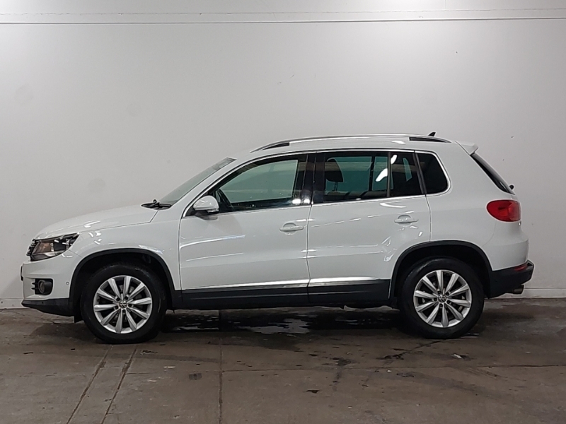 Volkswagen Tiguan 2.0 Tdi Bluemotion Tech Match 150 4Motion AF65YNR White #4