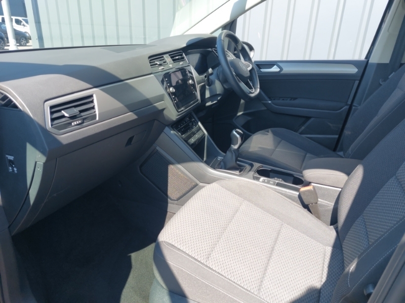 Volkswagen Touran 1.5 Tsi Evo Se Family Grey #5