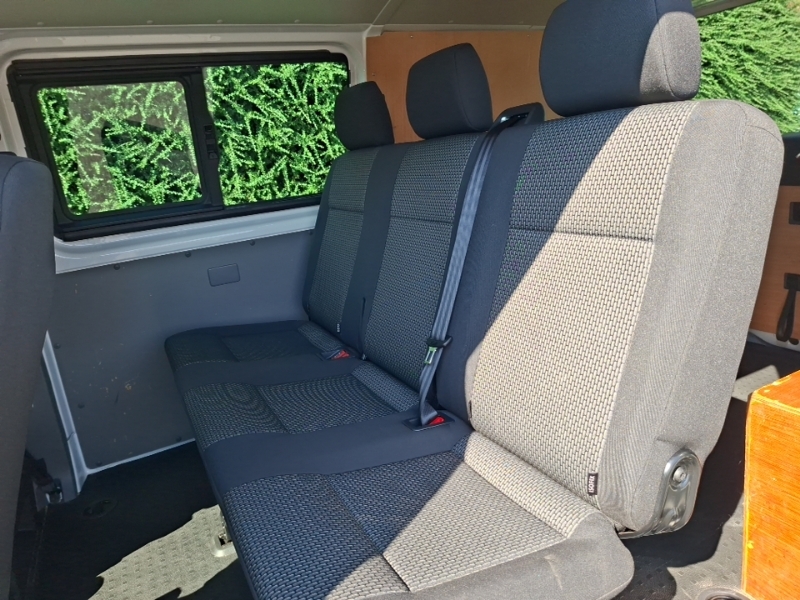 Volkswagen Transporter 2.0 Tdi 150 Highline Kombi Van Dsg RF23NRX White #6