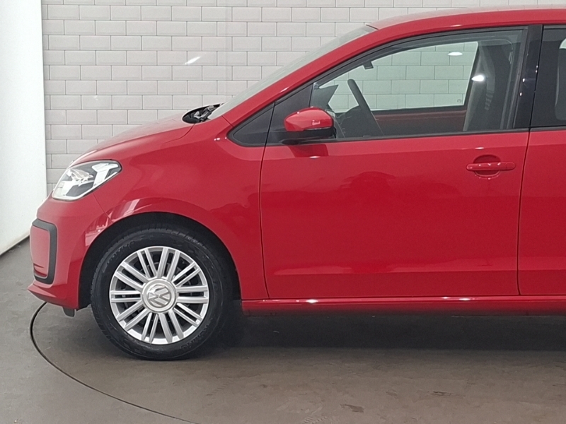 Volkswagen Up Volkswagen Up Move Up 1.0 Ss 60 Ps 5-Speed Manu Red #19