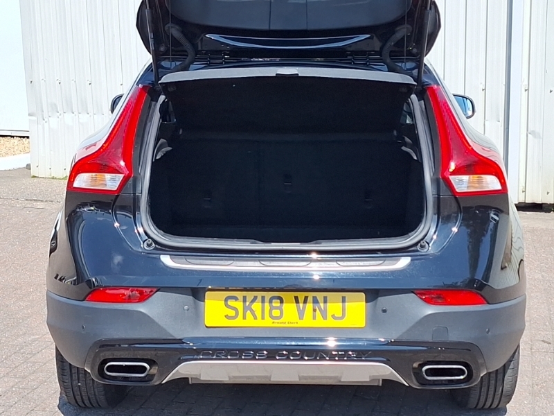 Volvo V40 Cross Country Nav Plus Blue #18