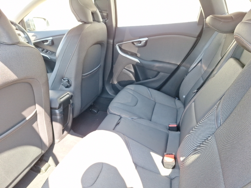 Volvo V40 Cross Country T3 152 Cross Country Black #6