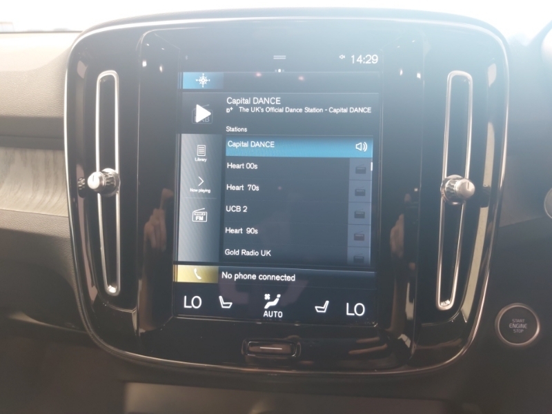 Volvo XC40 1.5 T5 262 Hybrid Inscription Pro Geartronic Silver #11