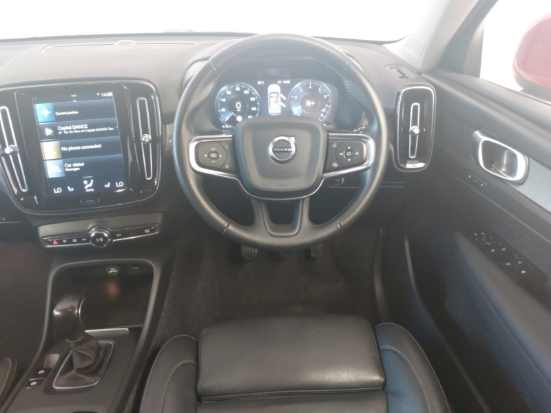 Volvo XC40 1.5 T5 262 Hybrid Inscription Pro Geartronic Silver #8