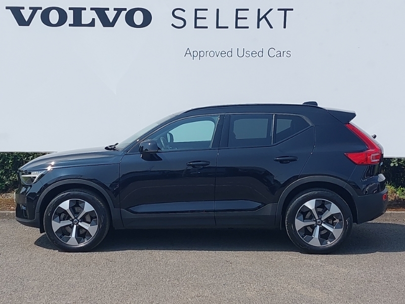 Volvo XC40 2.0 B4p Ultimate Dark CJ23AHP Black #4