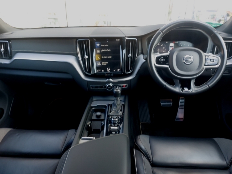 Volvo XC60 2.0 T5 250 R Design Pro Awd Geartronic KV69OKA Red #3