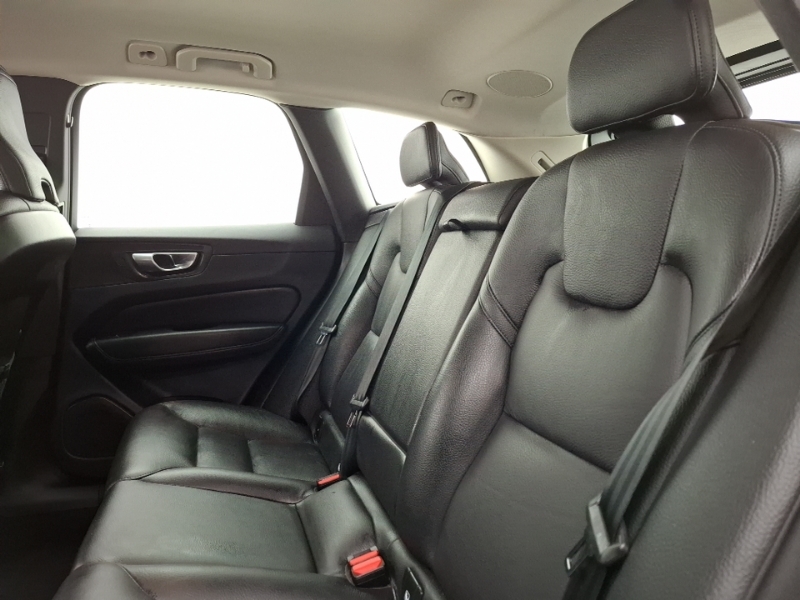Volvo XC60 2.0 B5p Plus Dark Awd Geartronic YO23HWR Grey #6