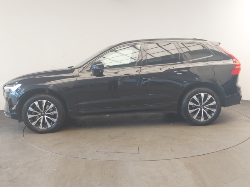 Volvo XC60 2.0 B5p Plus Dark Awd Geartronic Black #4