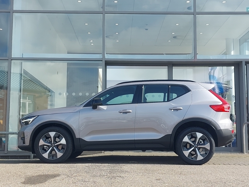 Volvo XC40 2.0 B3p Plus Dark Silver #4