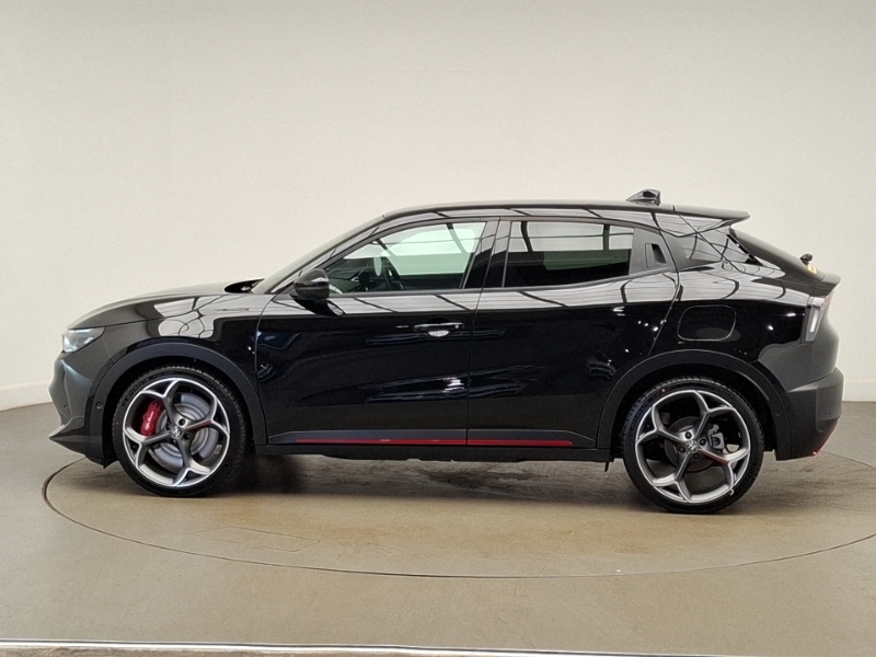 Alfa Romeo Junior 207Kw Elettrica Veloce 54Kwh Black #4