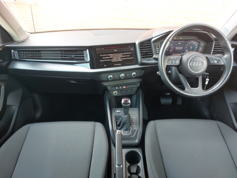 Audi A1 30 Tfsi 110 Technik S Tronic YP73LYR Grey #3