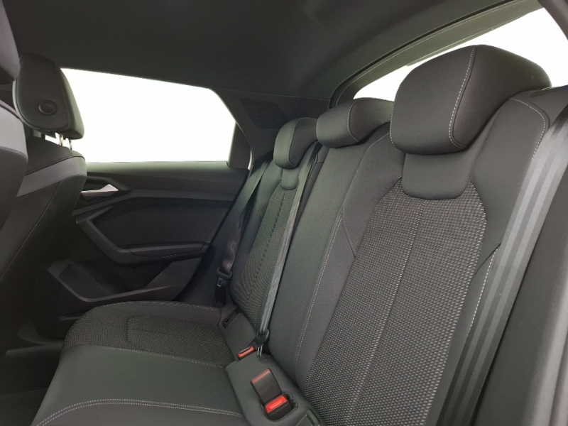 Audi A1 25 Tfsi Black Edition ND23YDO Silver #6