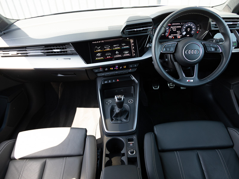 Audi A3 30 Tfsi S Line BL23YYJ Blue #3