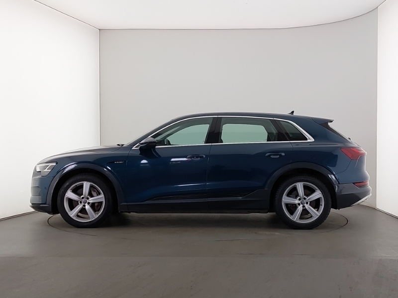Audi E-tron 230Kw 50 Quattro 71Kwh Technik Blue #4