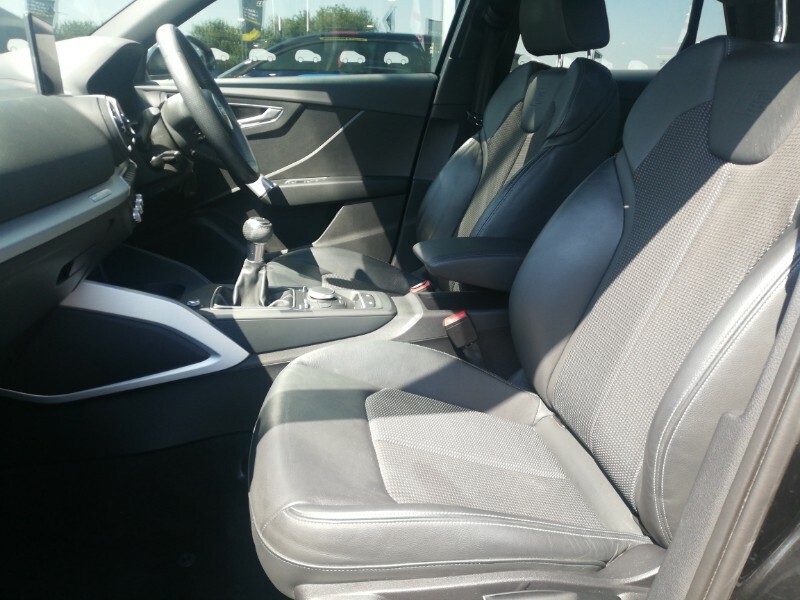 Audi Q2 35 Tfsi S Line Black #5