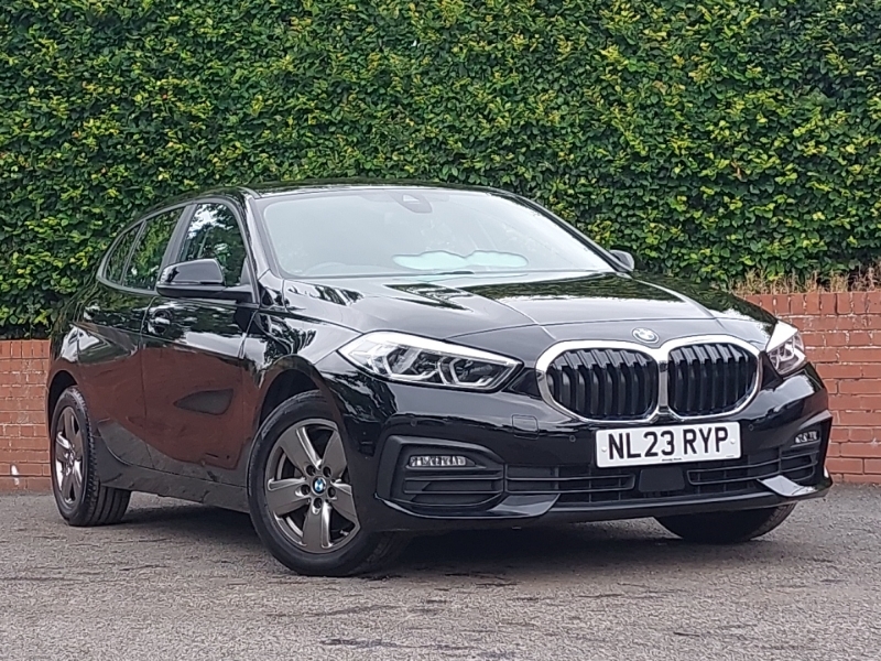 BMW 1 Series 118I 136 Se Step Live Cockpit Pro Black