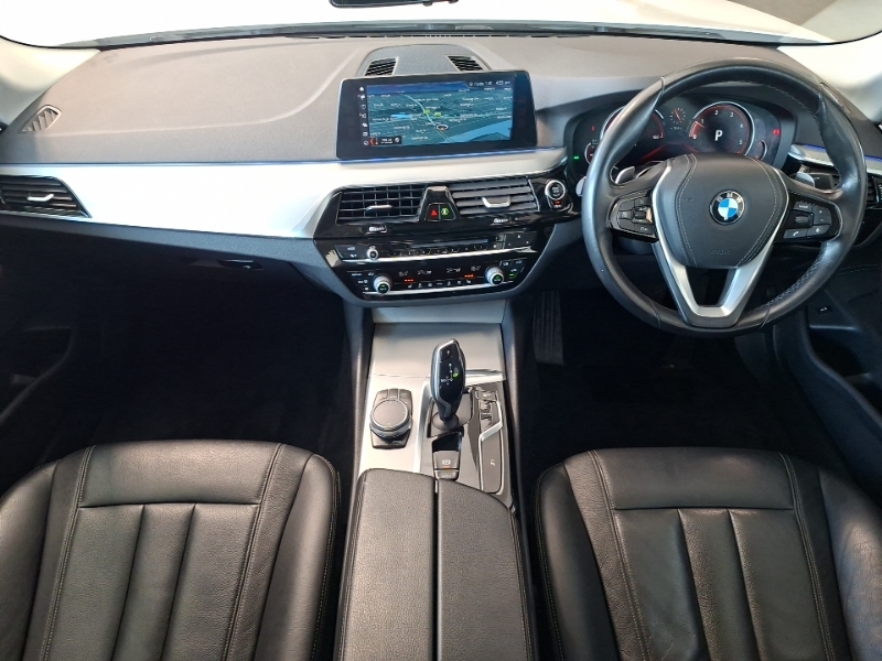 BMW 5 Series 520D Se YG18NBN White #3