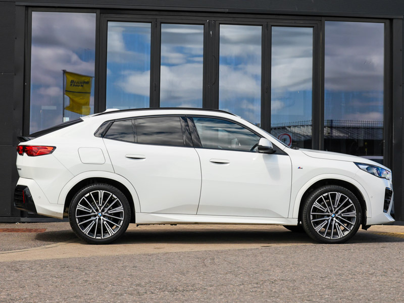 BMW X2 Sdrive 20I M Sport Step White #3