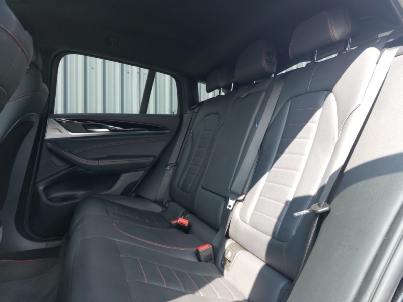 BMW X4 Xdrive M40d Step ND68JUY Black #6